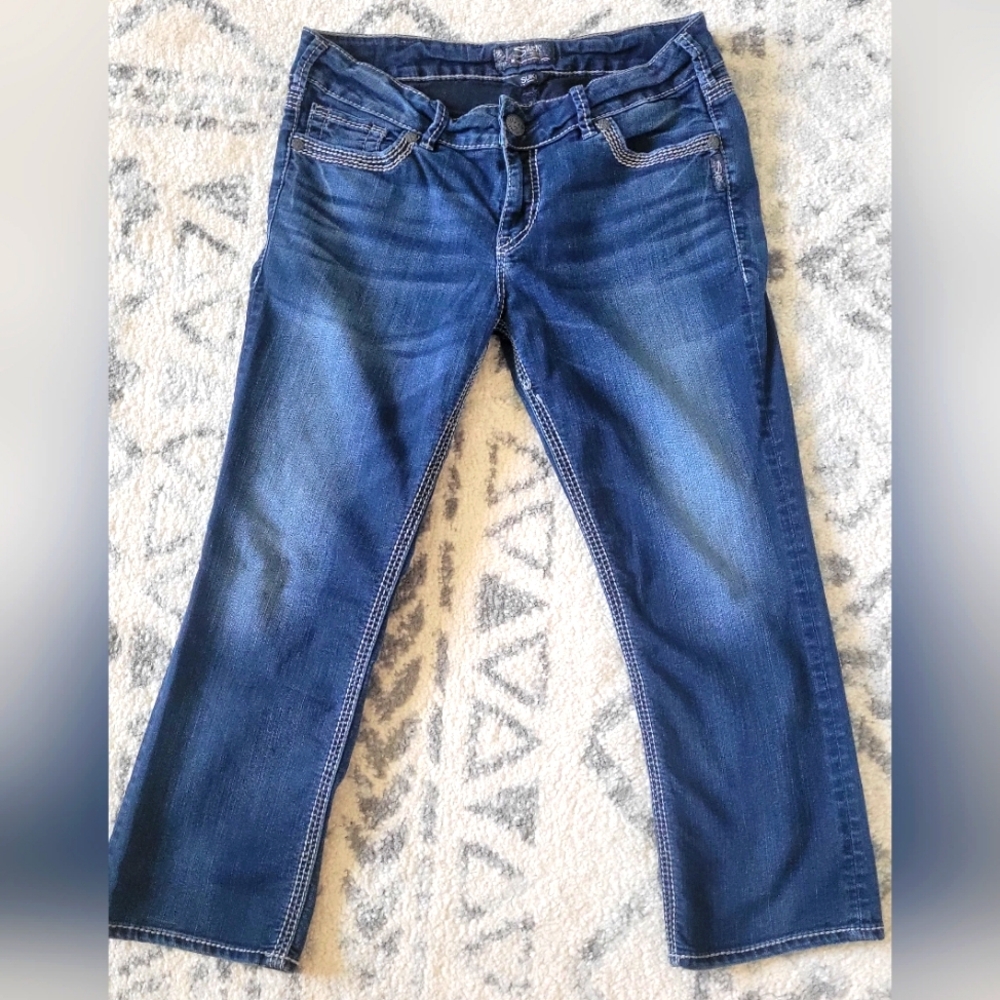 Silver Jeans - SUKI Dark Blue Stretch Capris